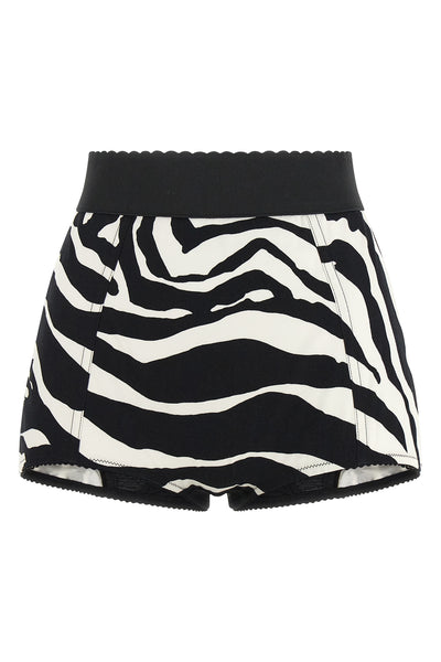 dolce & gabbana shorts redefine the hot-pants silhouette through a decisive sart