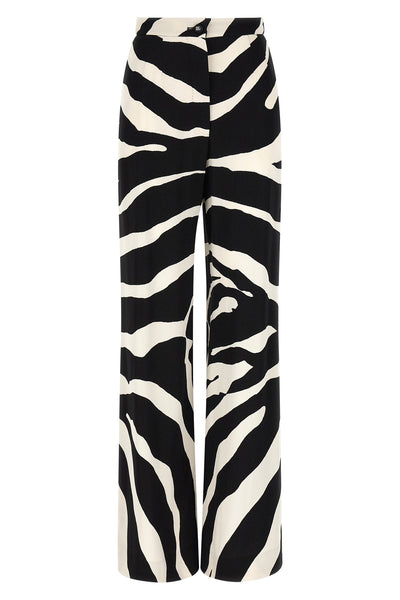 the dolce & gabbana palazzo pants define a fluid and slender model through a hig
