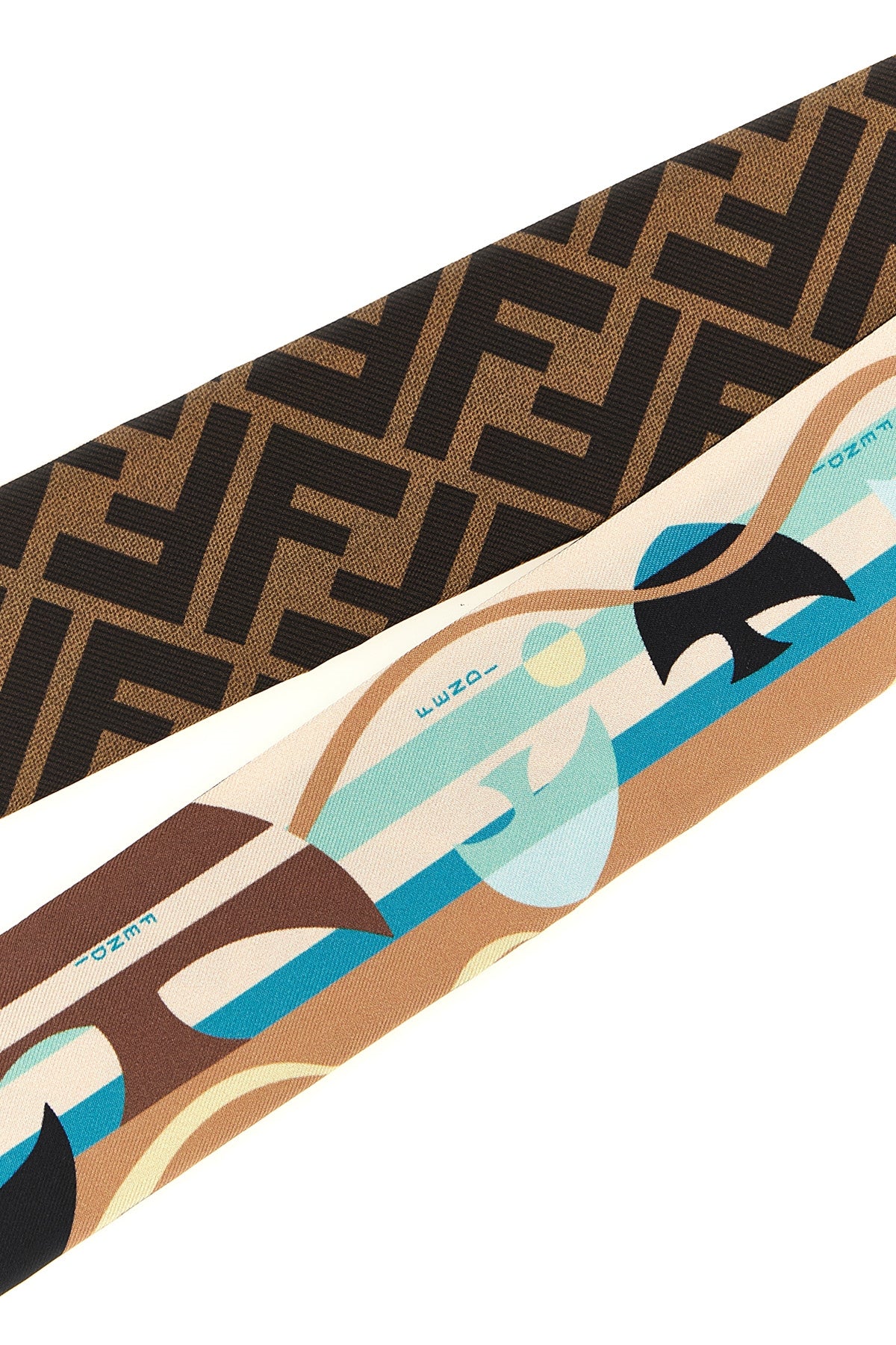 the fendi wrappy pure silk bandeau is an extremely versatile accessory