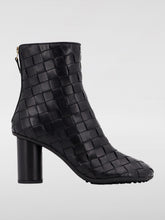 BOTTEGA VENETA 35 woman&