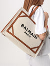 woman's tote bag
