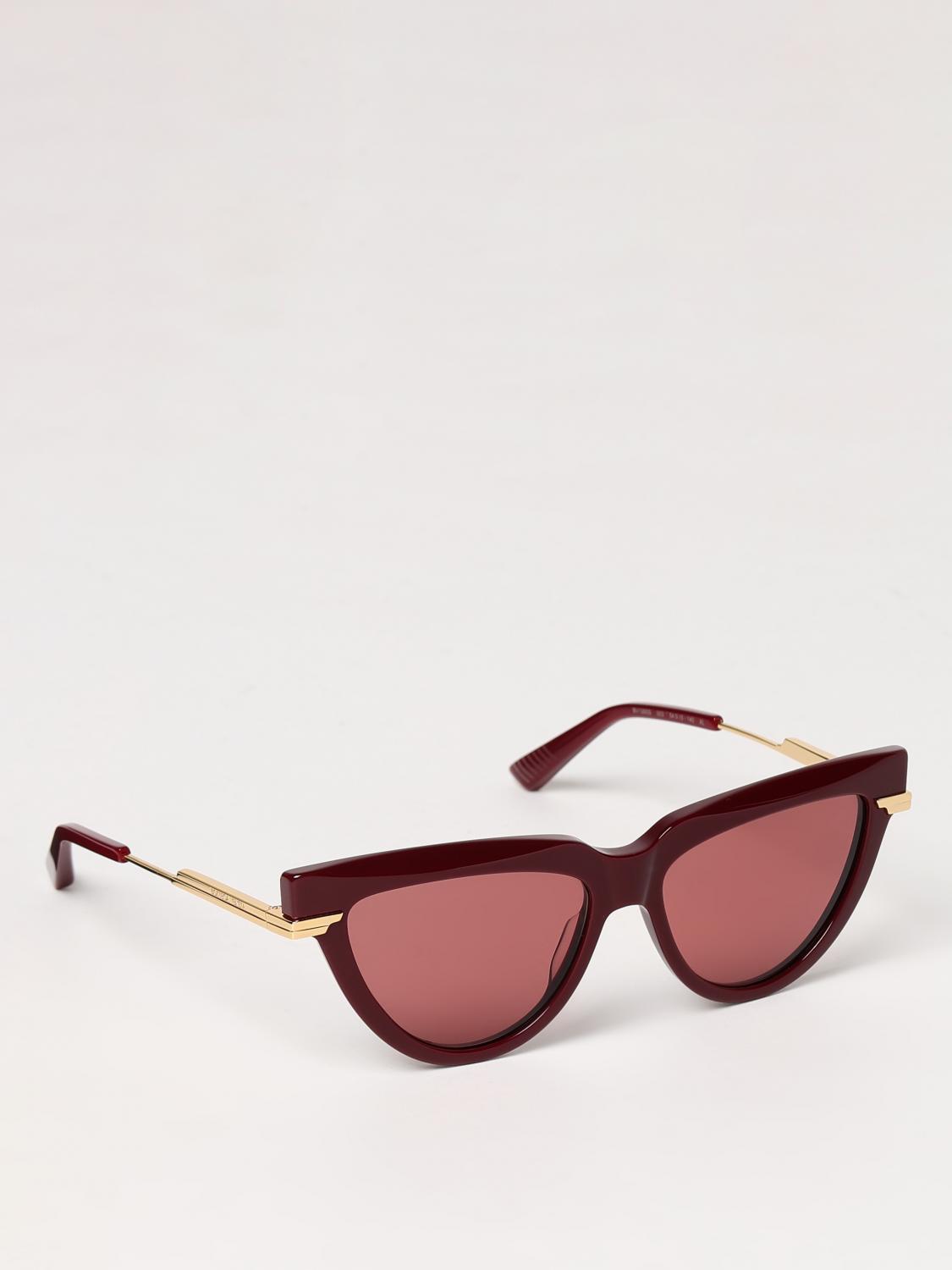 woman's sunglasses