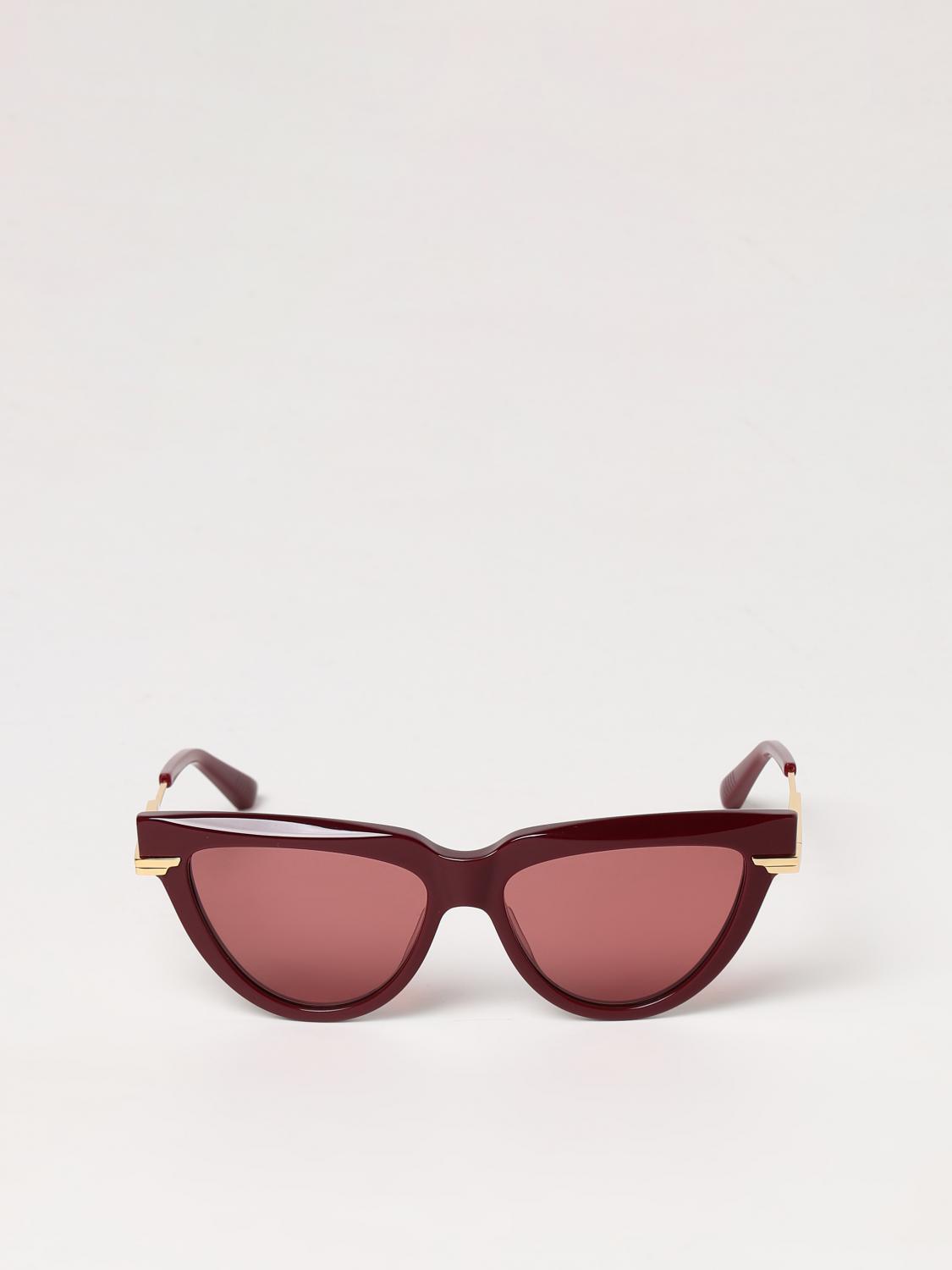 woman's sunglasses