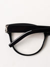 woman's optical frames