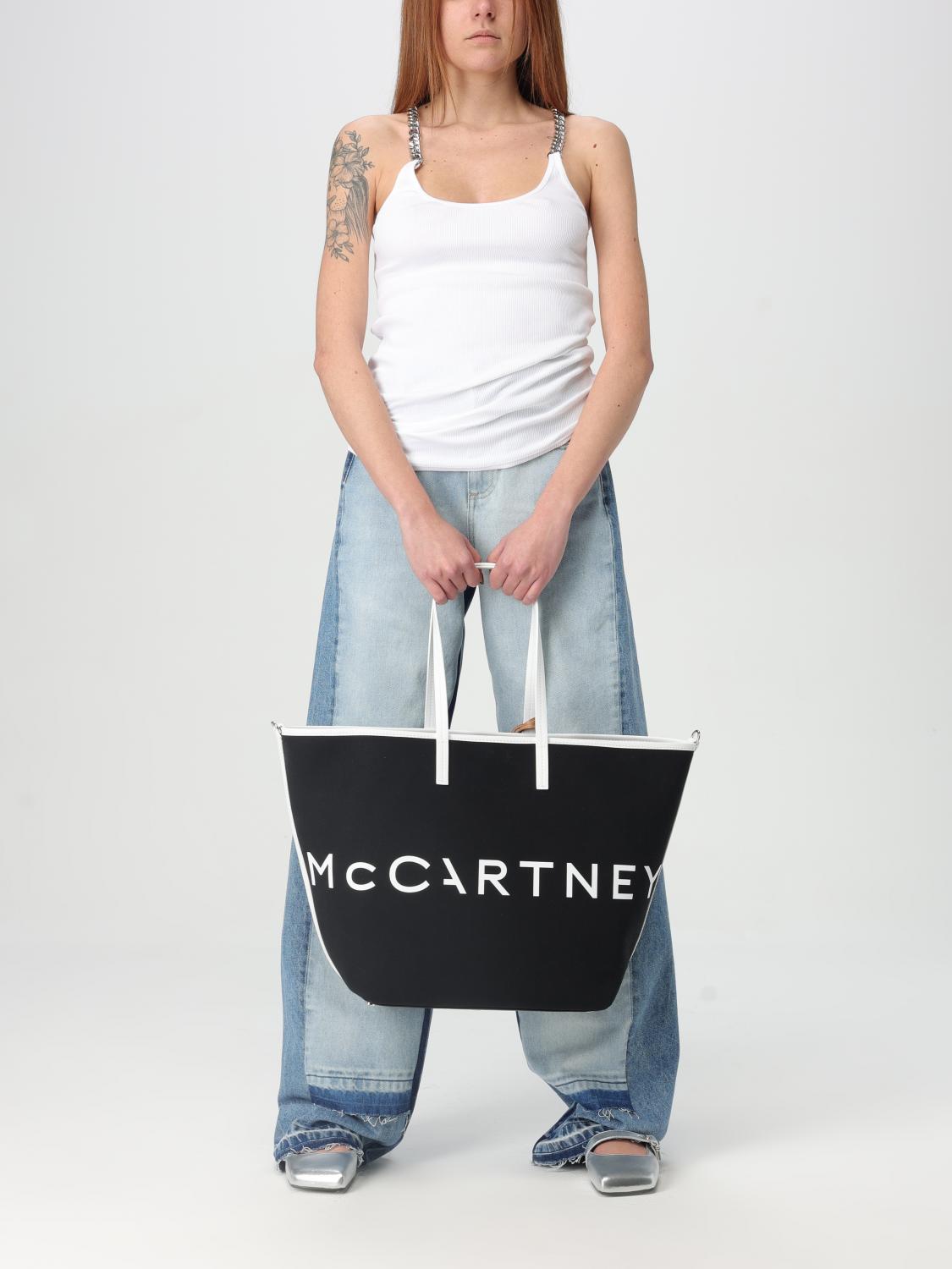 woman's tote bag