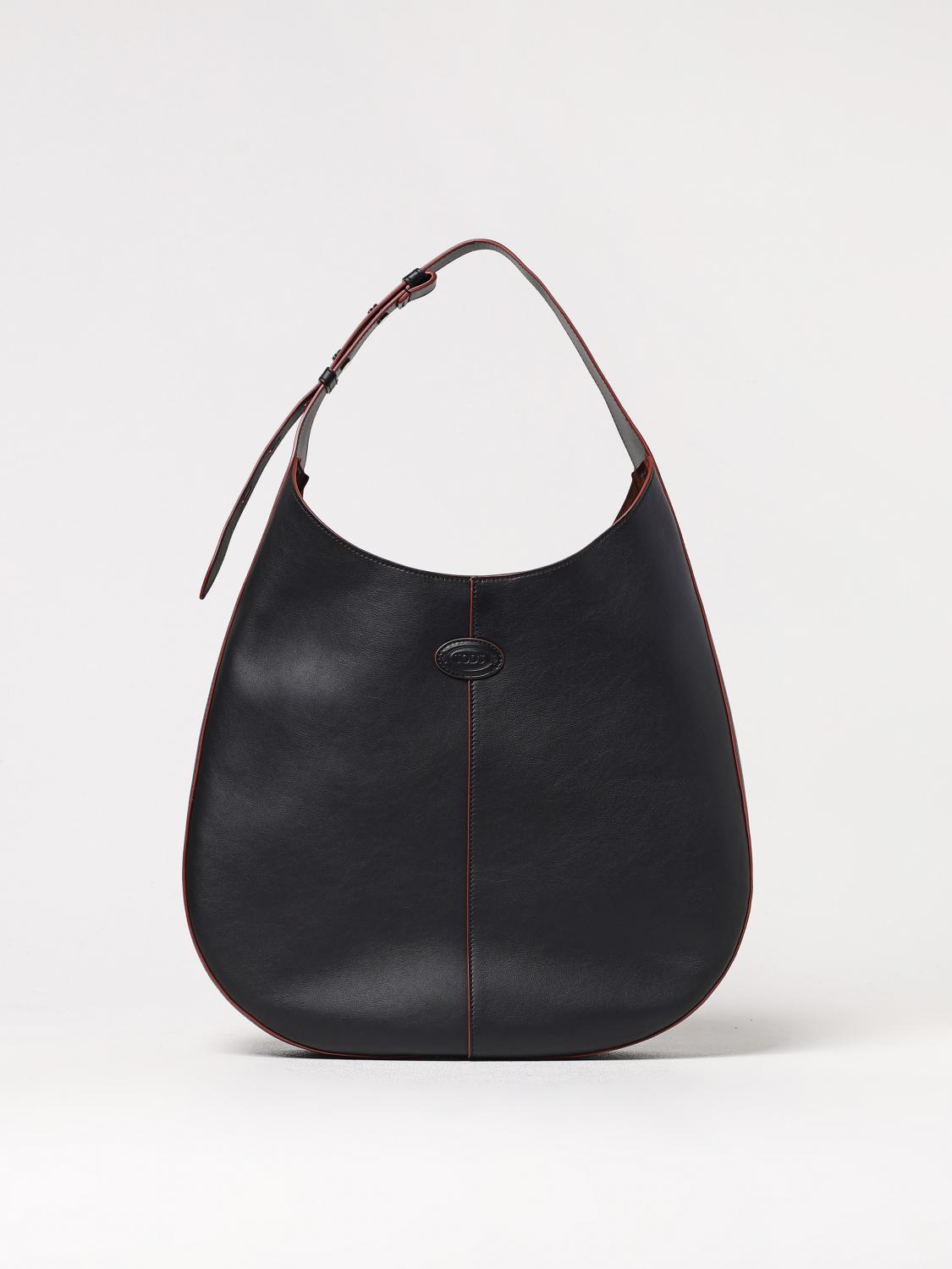 woman's shoulder bag