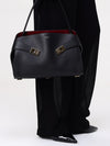woman's shoulder bag