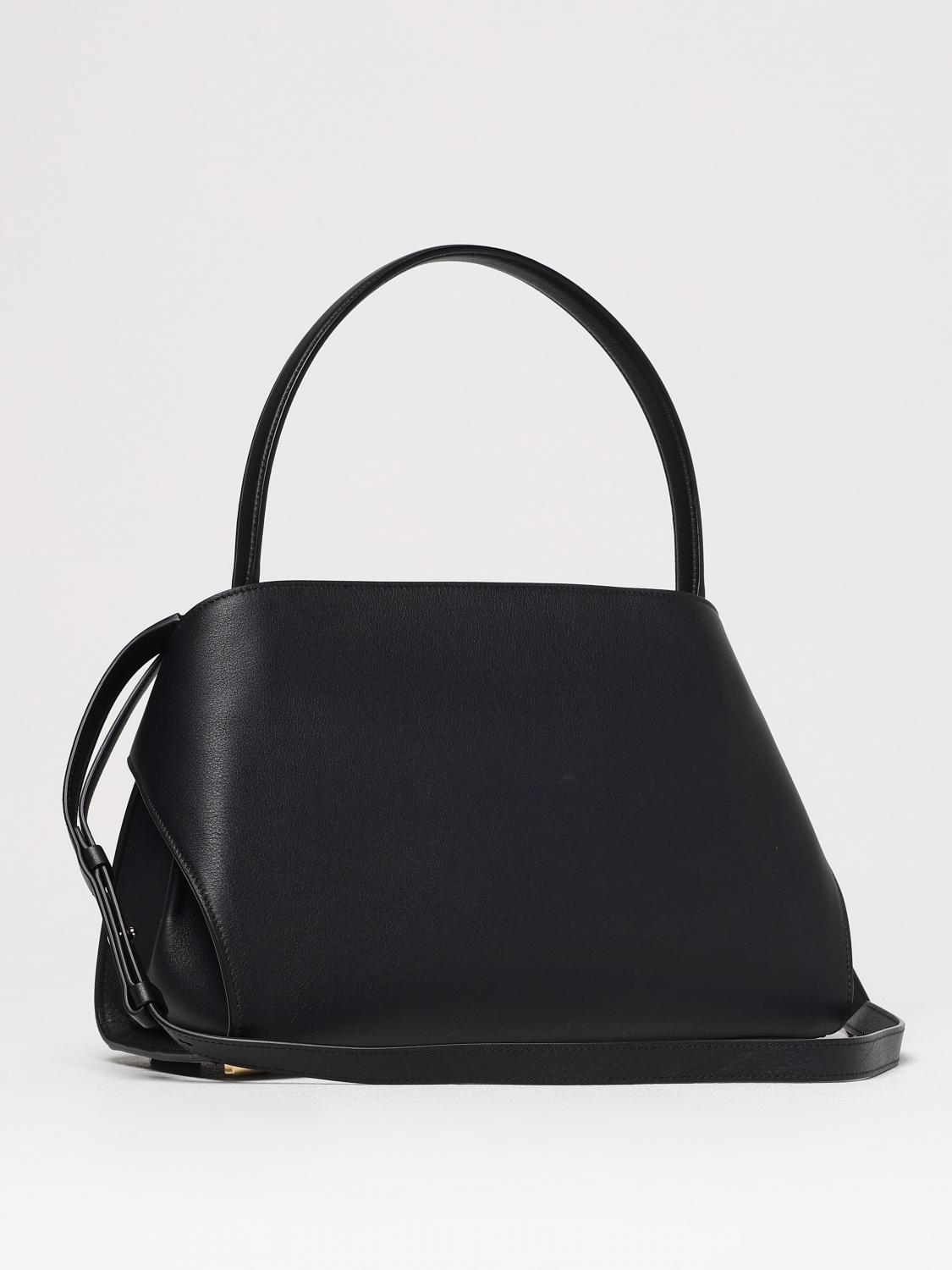 woman's shoulder bag
