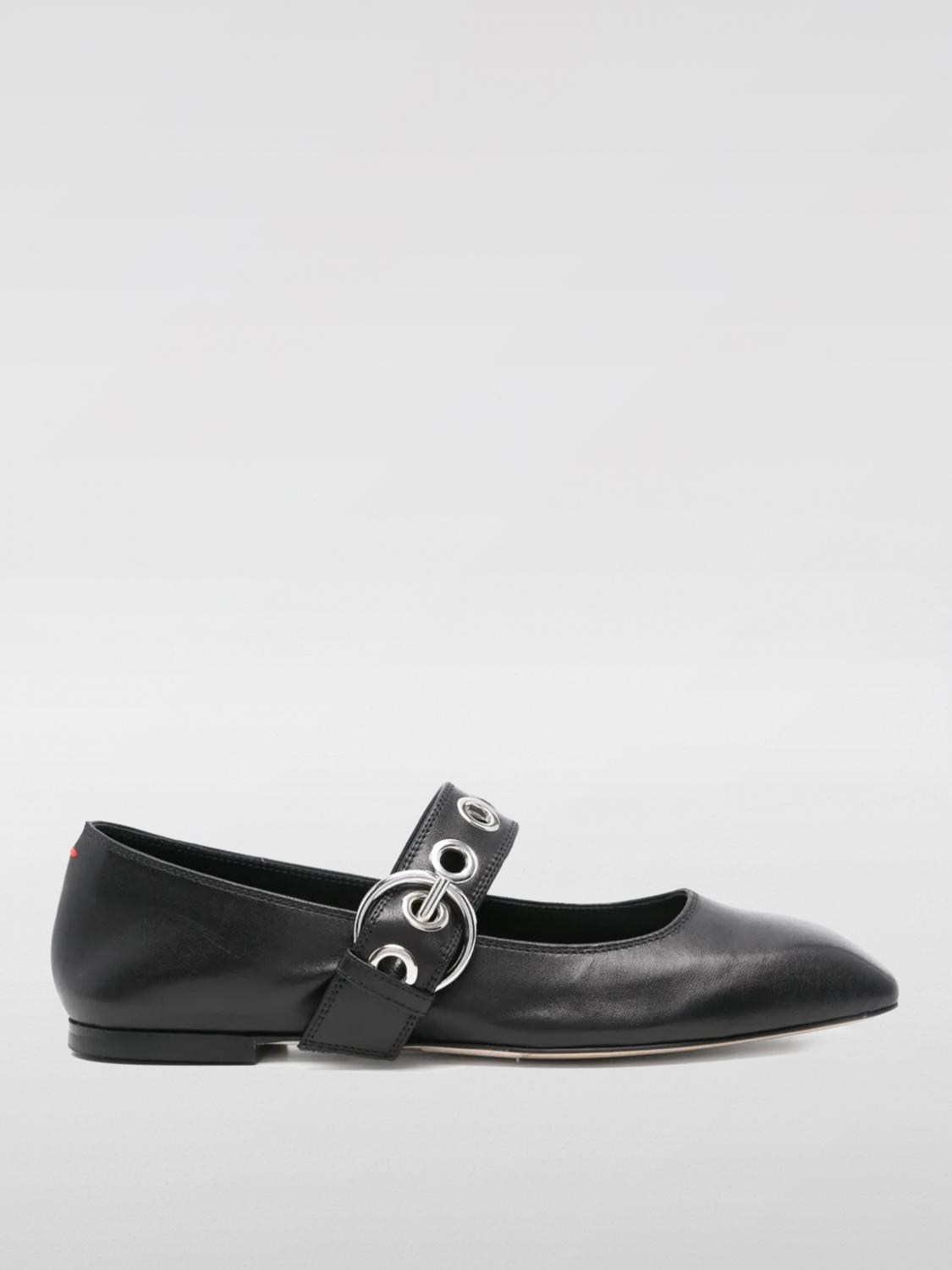 woman's ballet flat