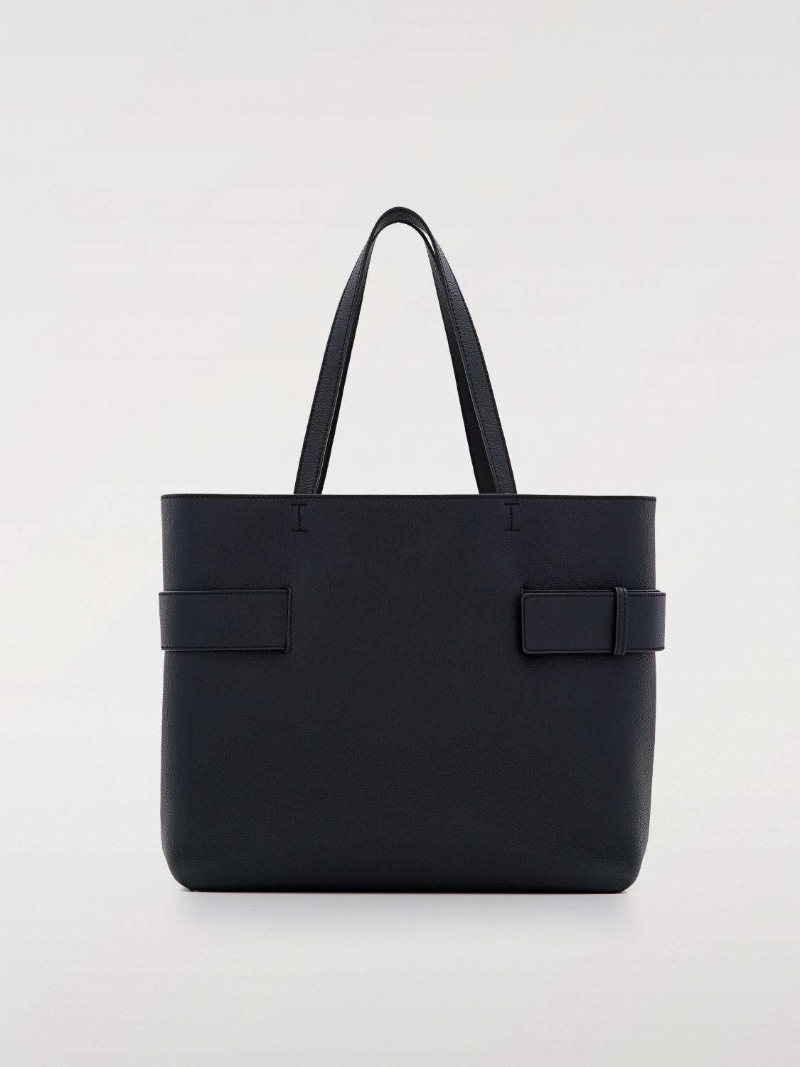 woman's tote bag