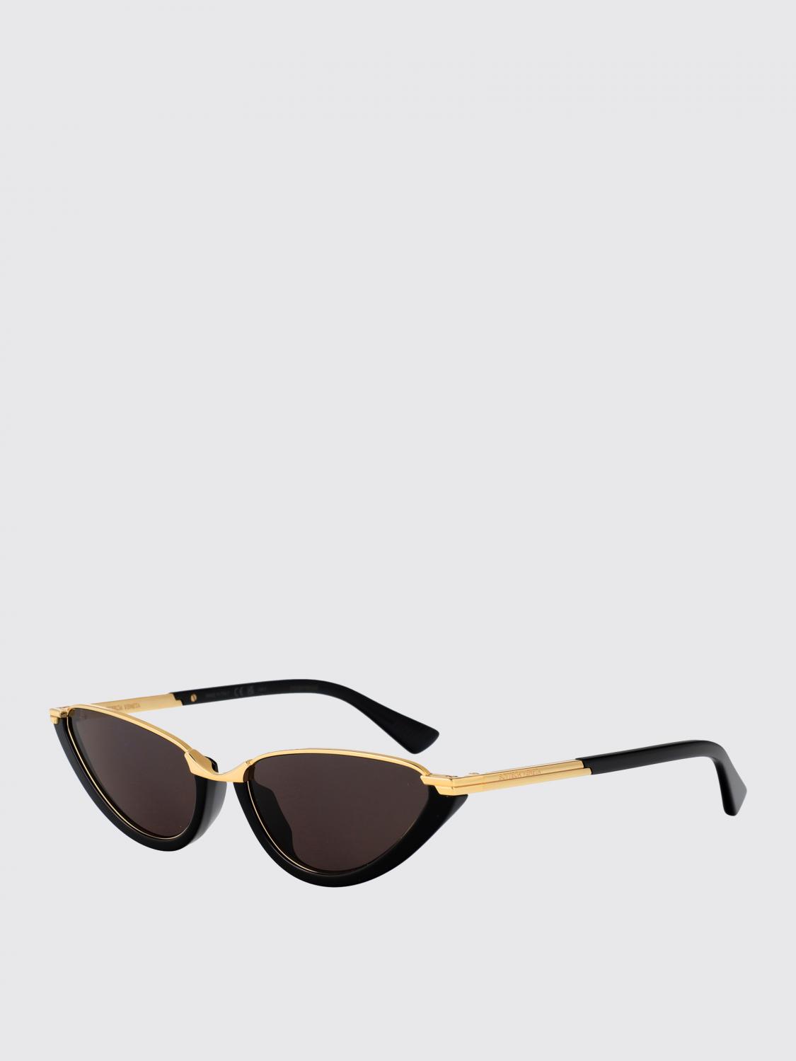 woman's sunglasses