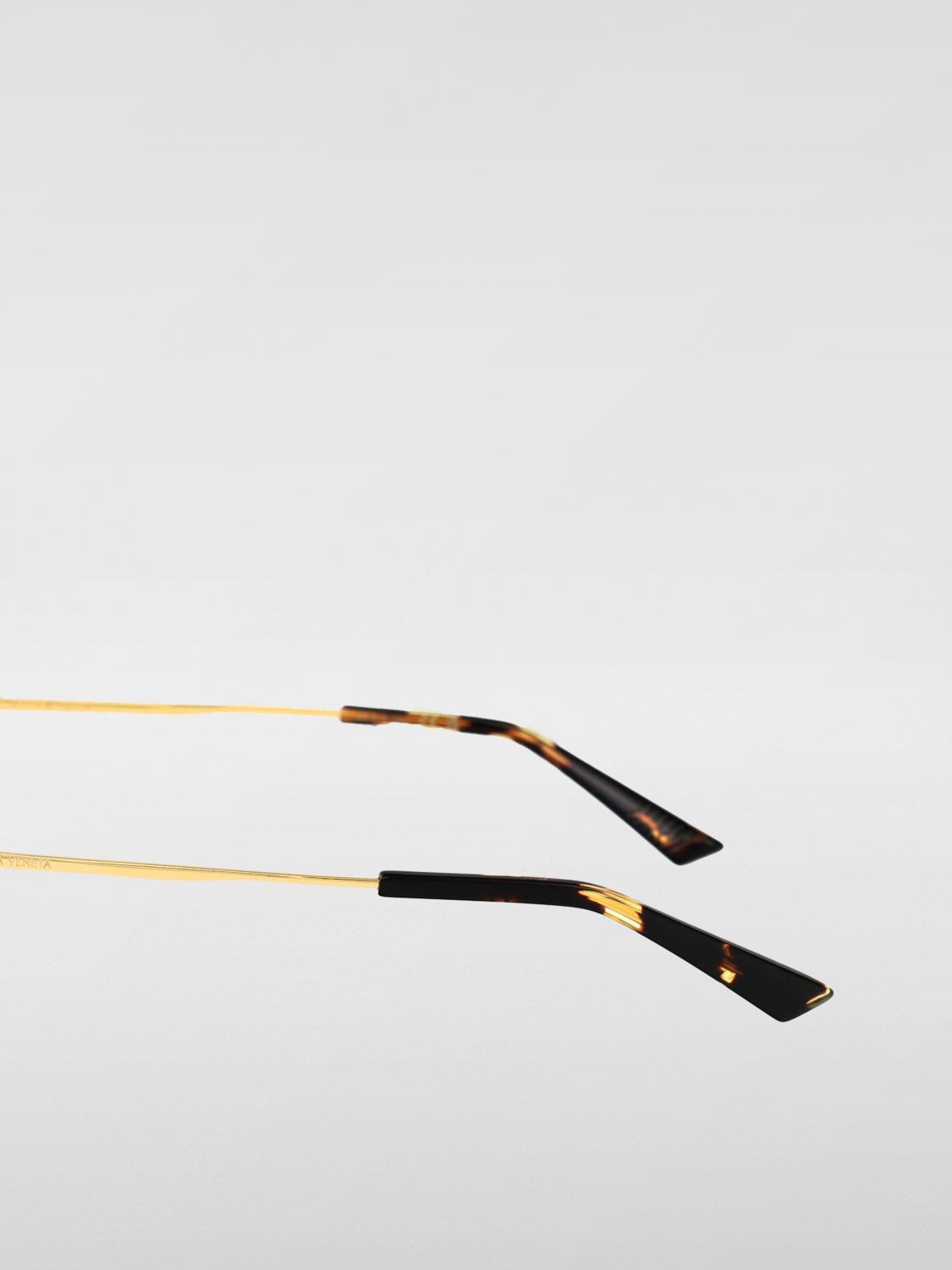 woman's optical frames