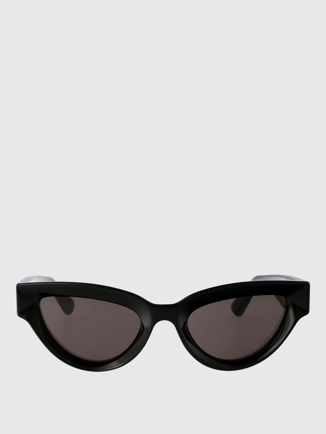 woman's sunglasses