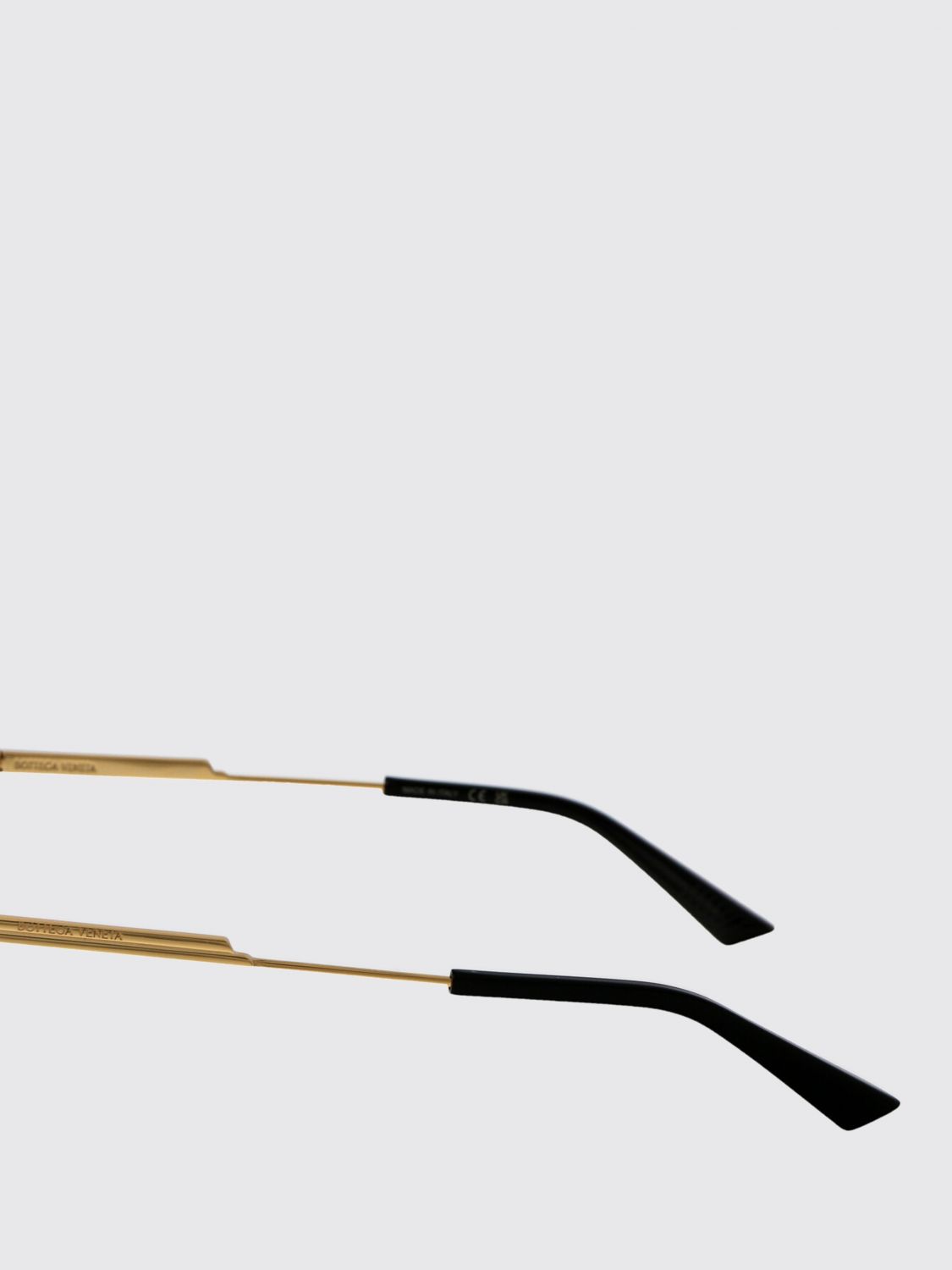 woman's optical frames