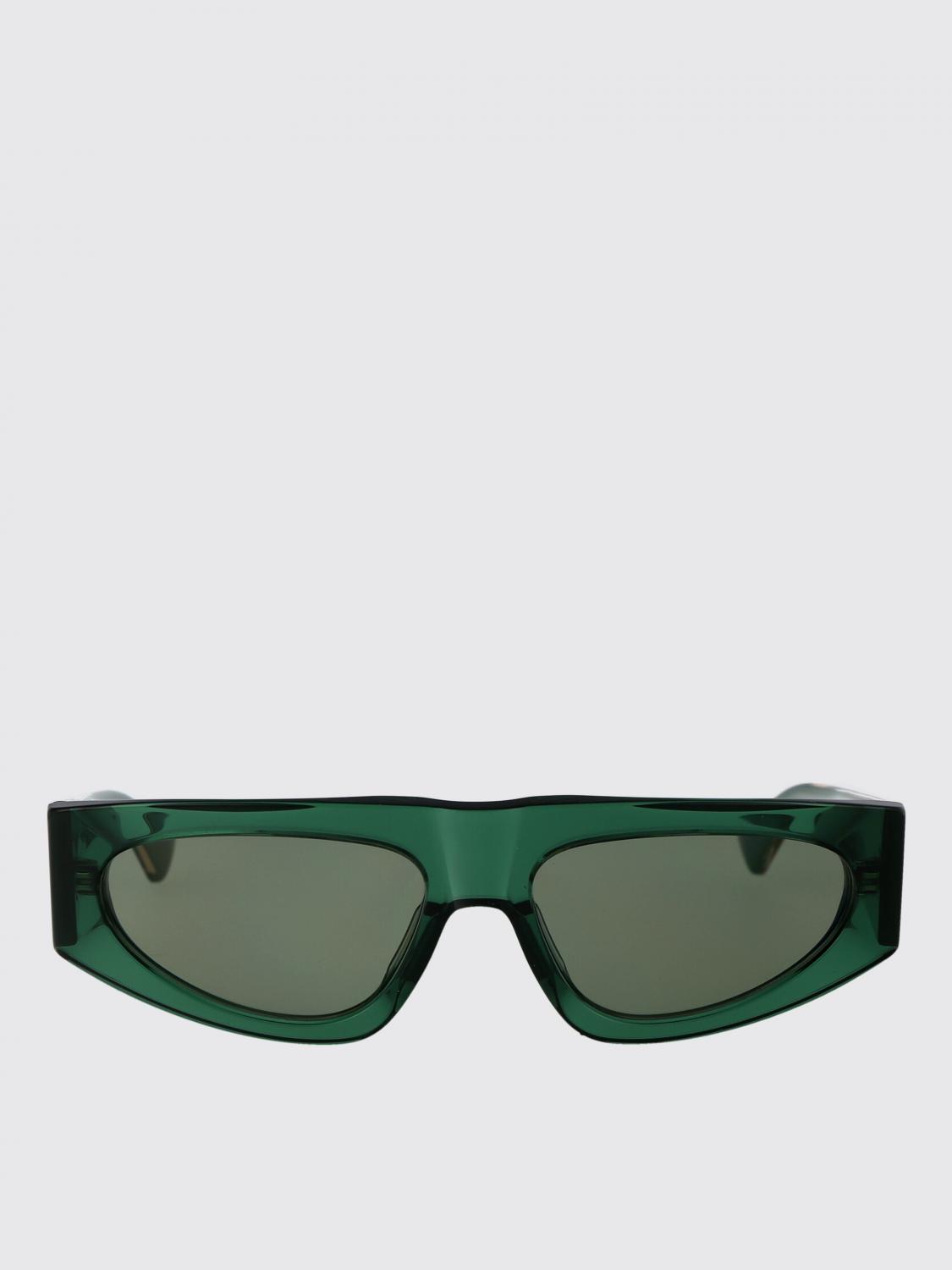 woman's sunglasses