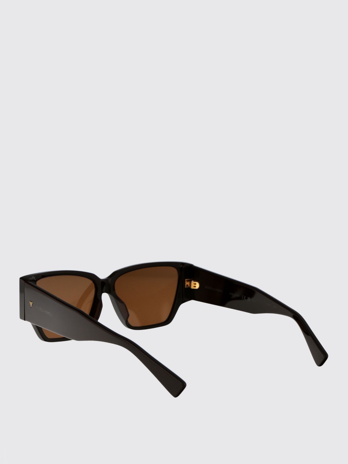 woman's sunglasses