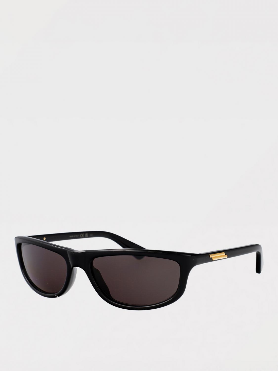 woman's sunglasses