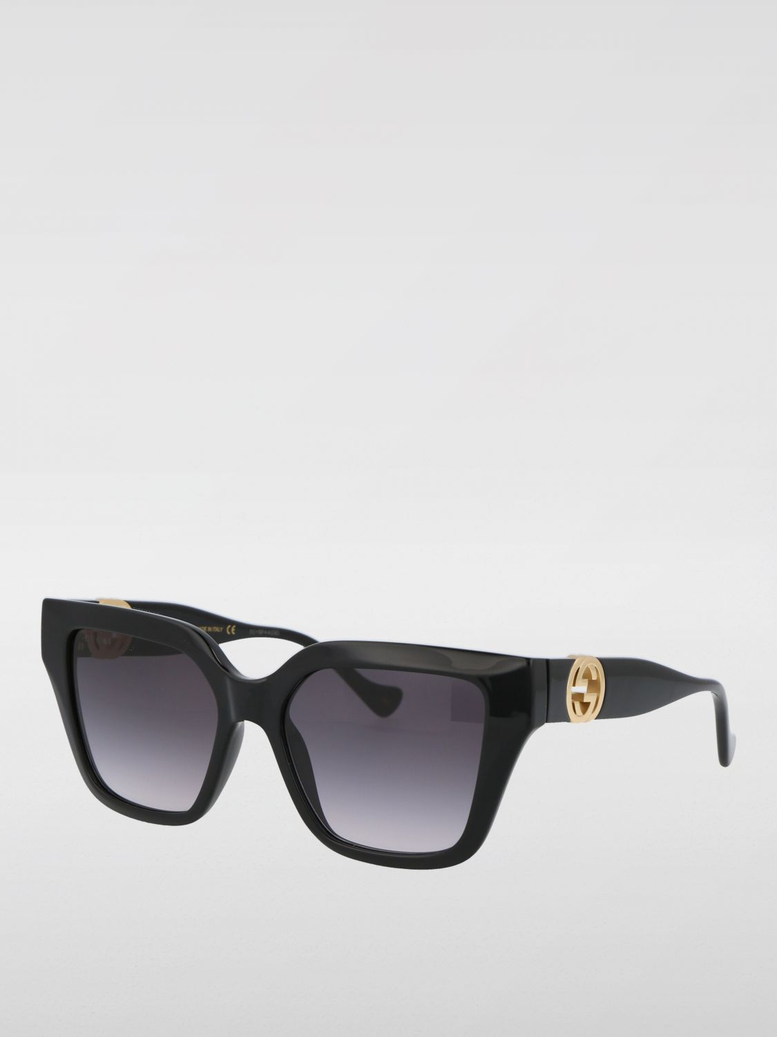 woman's sunglasses
