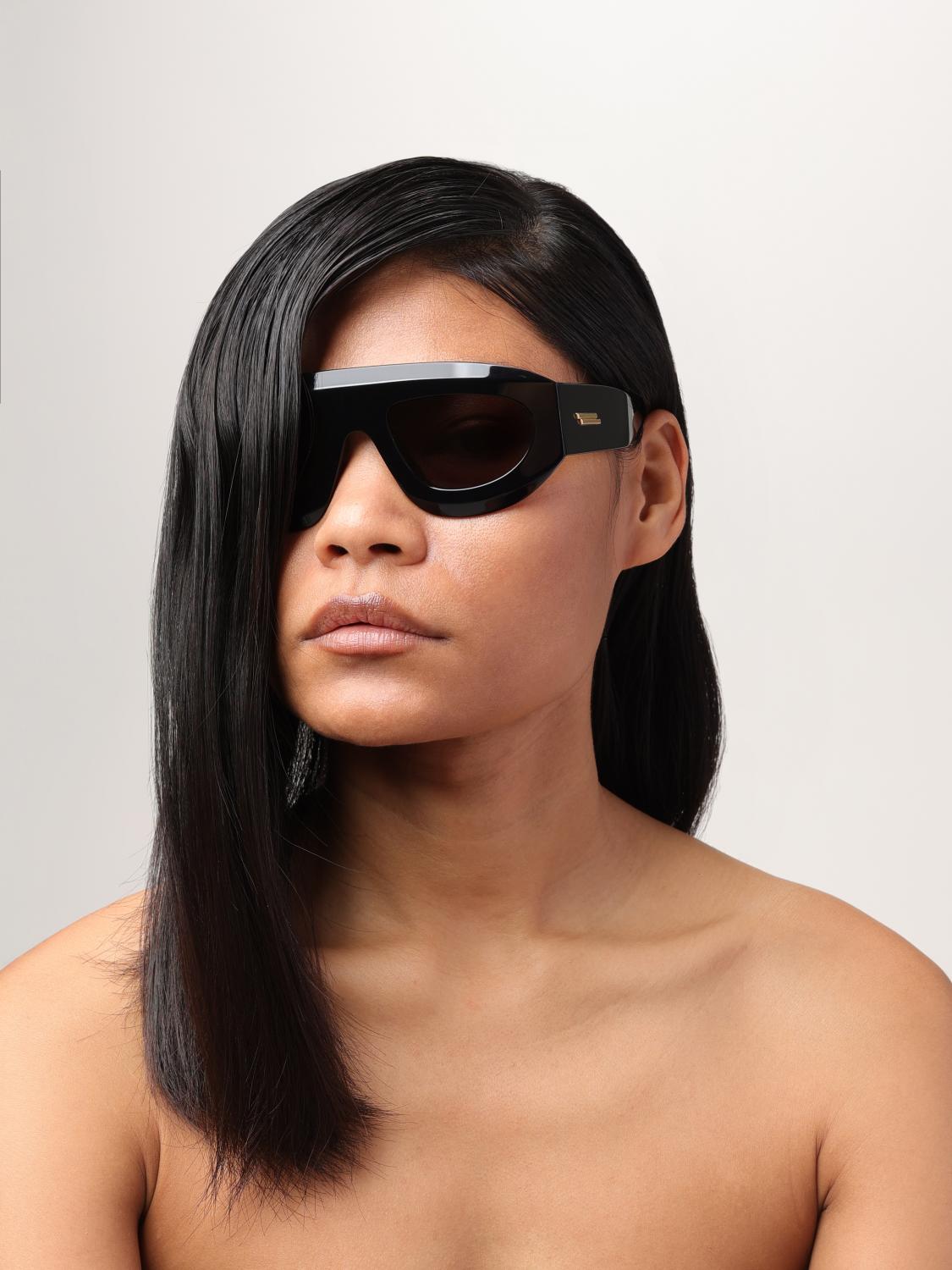 woman's sunglasses