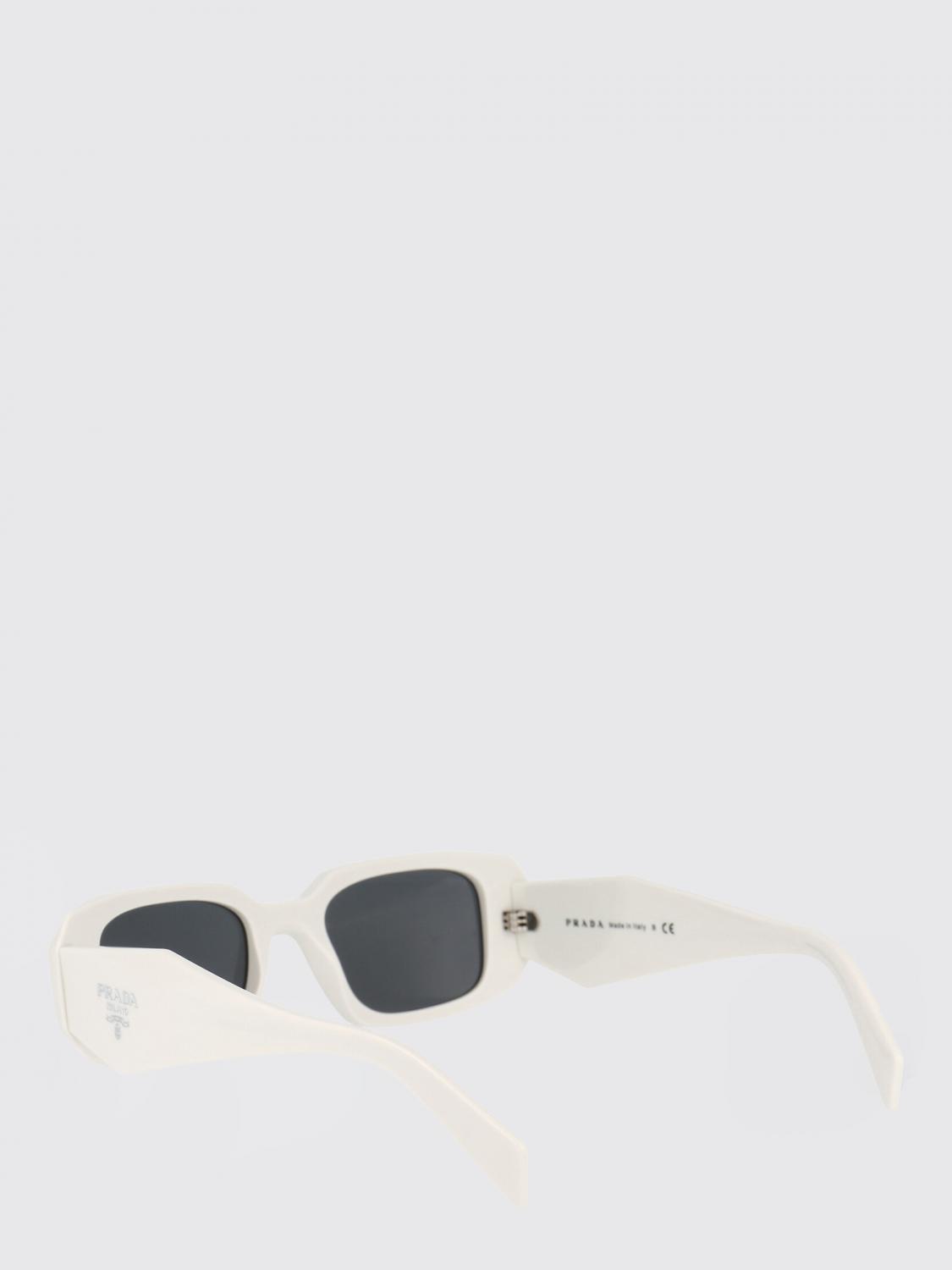 woman's sunglasses