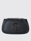 woman's shoulder bag