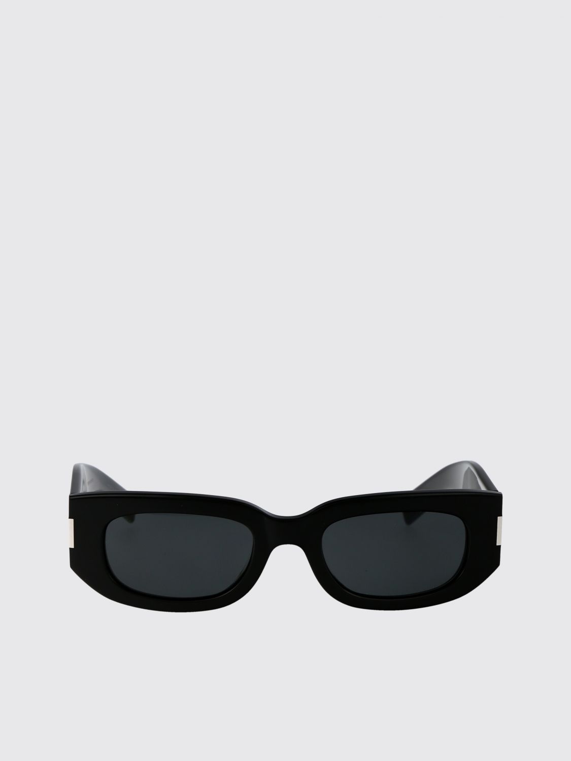 woman's sunglasses