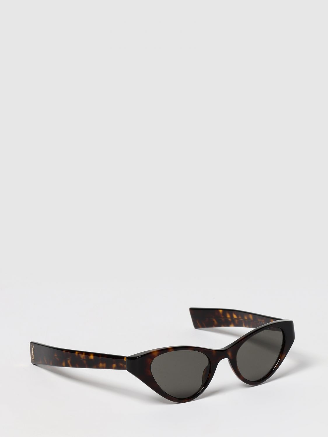 woman's sunglasses