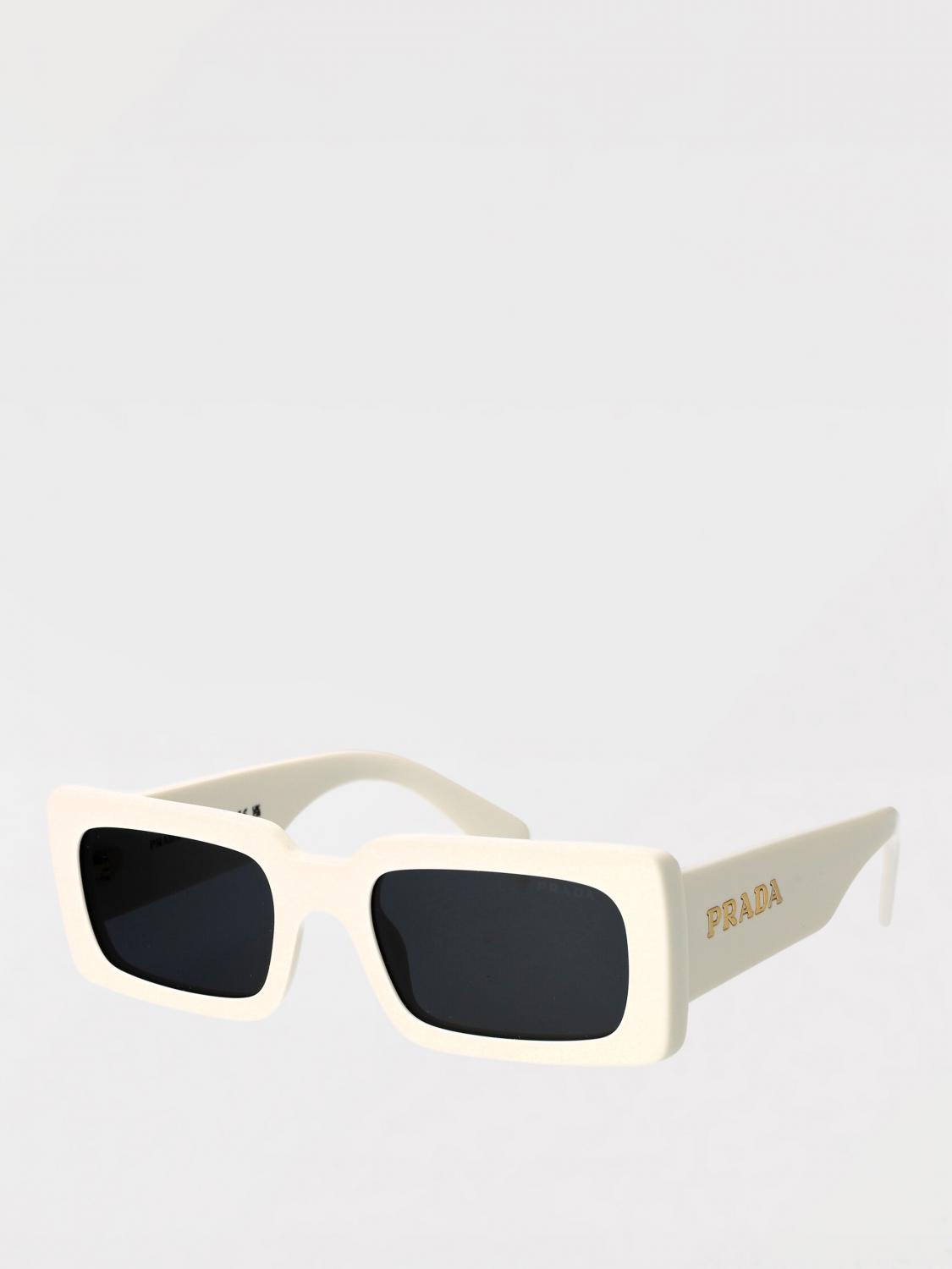 woman's sunglasses