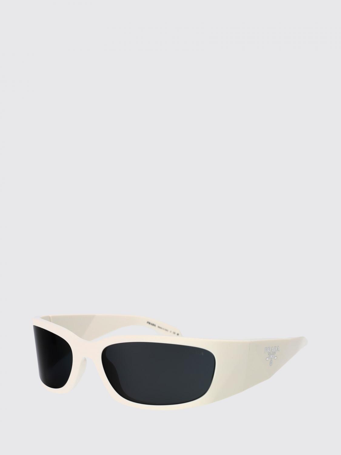 woman's sunglasses