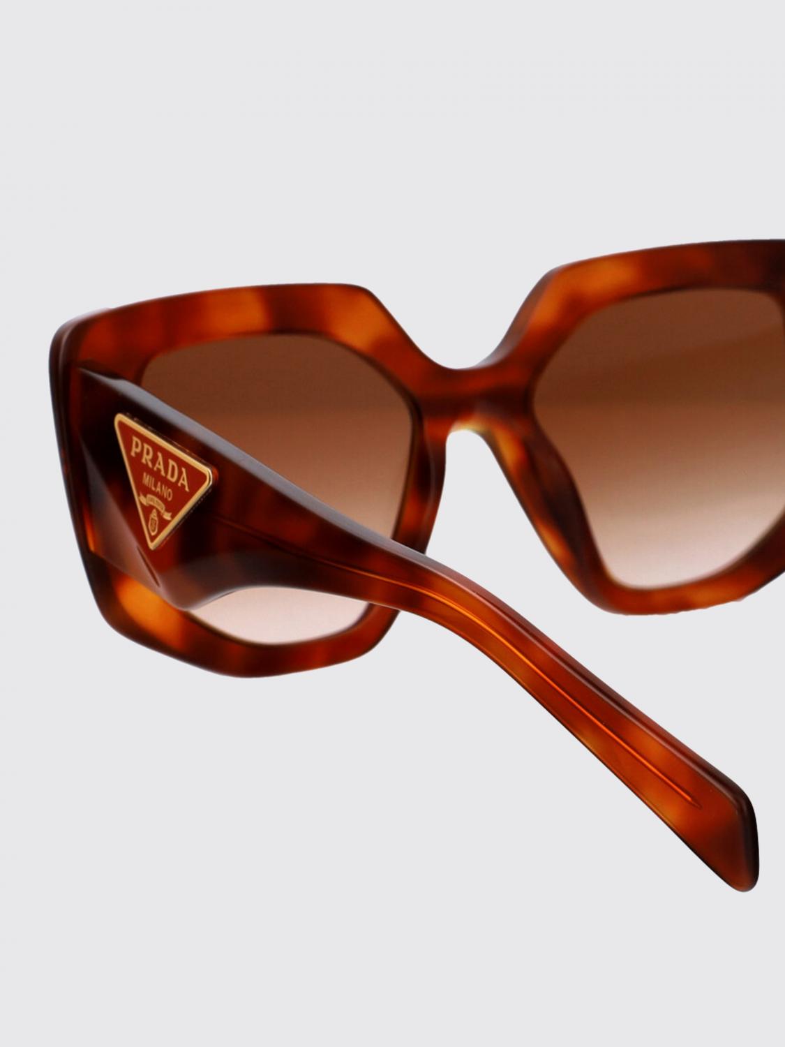 woman's sunglasses
