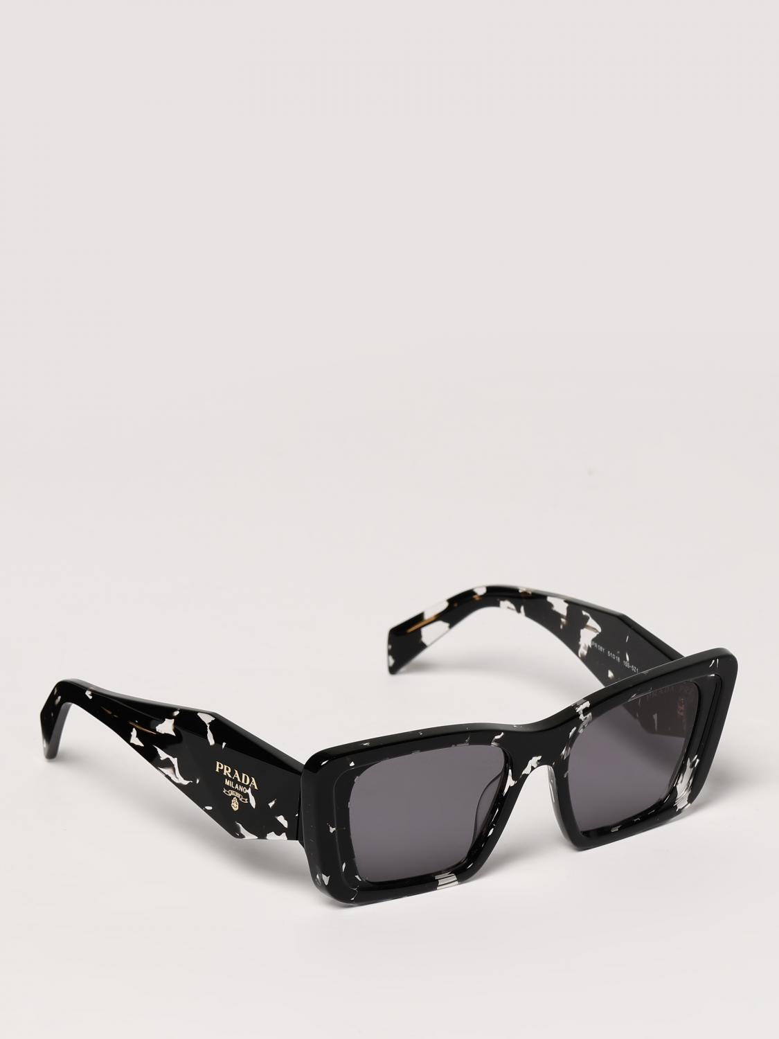 woman's sunglasses