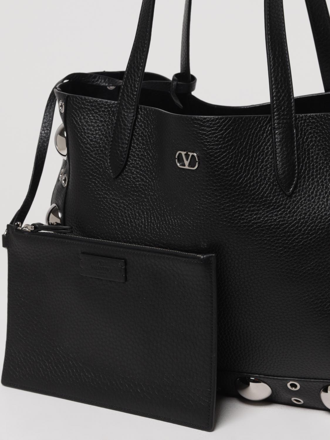 woman's tote bag