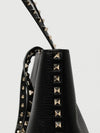 woman's shoulder bag