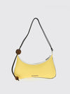 woman's shoulder bag