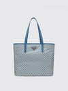 woman's tote bag