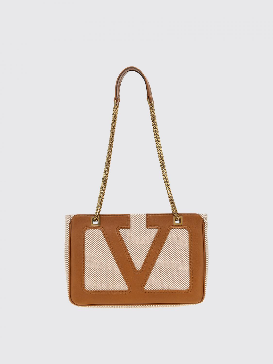 woman's shoulder bag