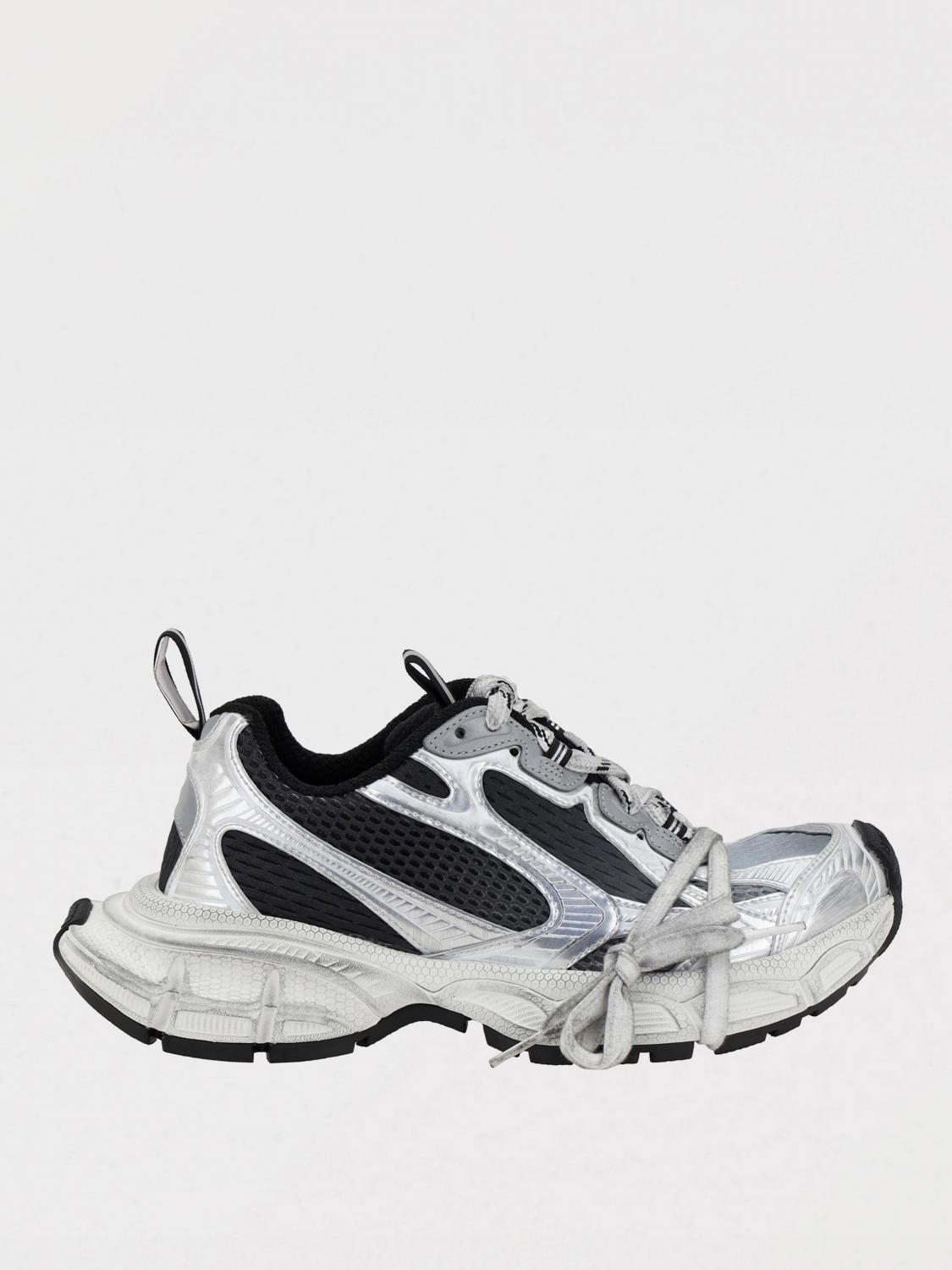 woman's sneakers