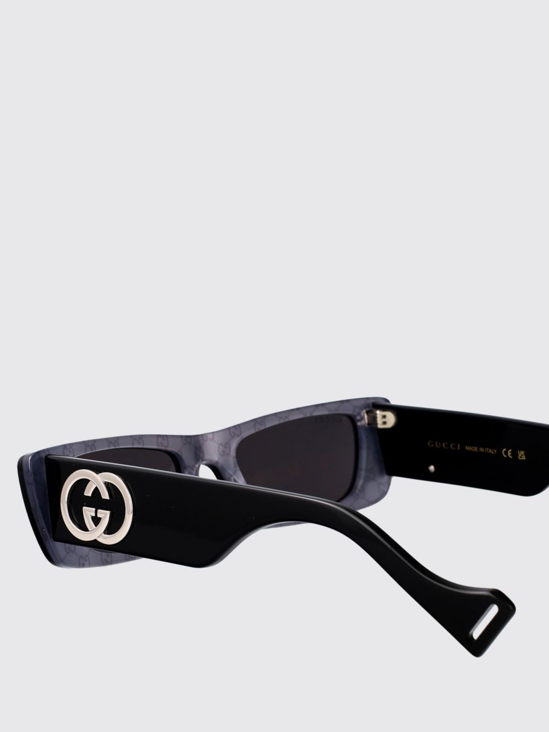 woman's sunglasses