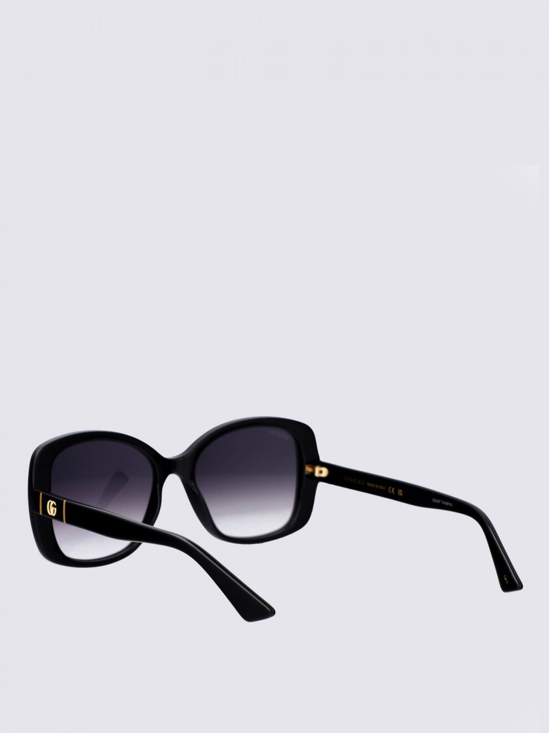 woman's sunglasses