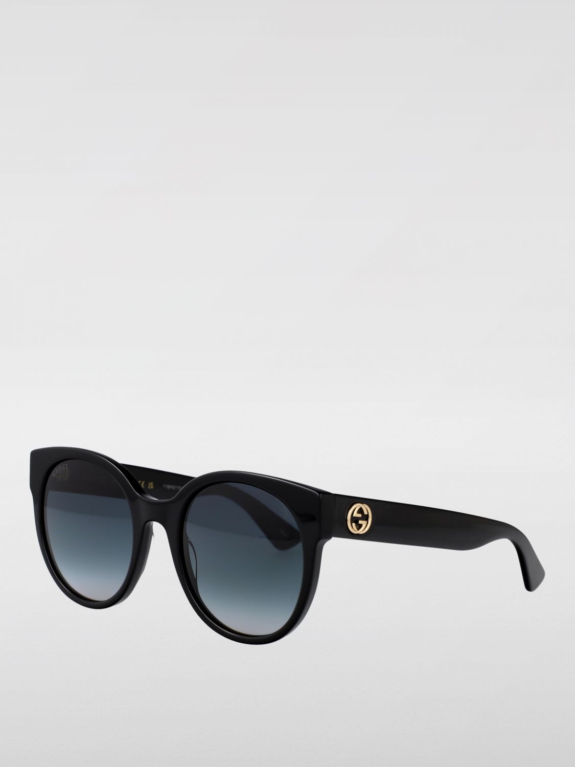woman's sunglasses