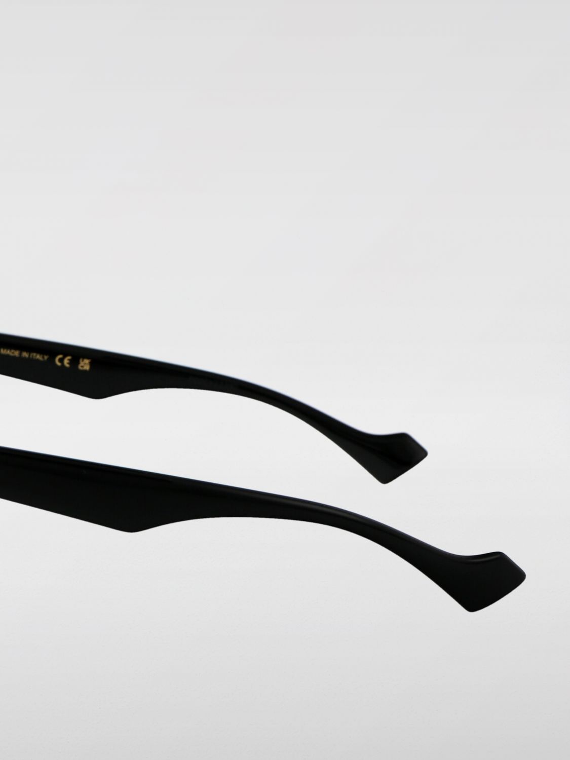 woman's optical frames