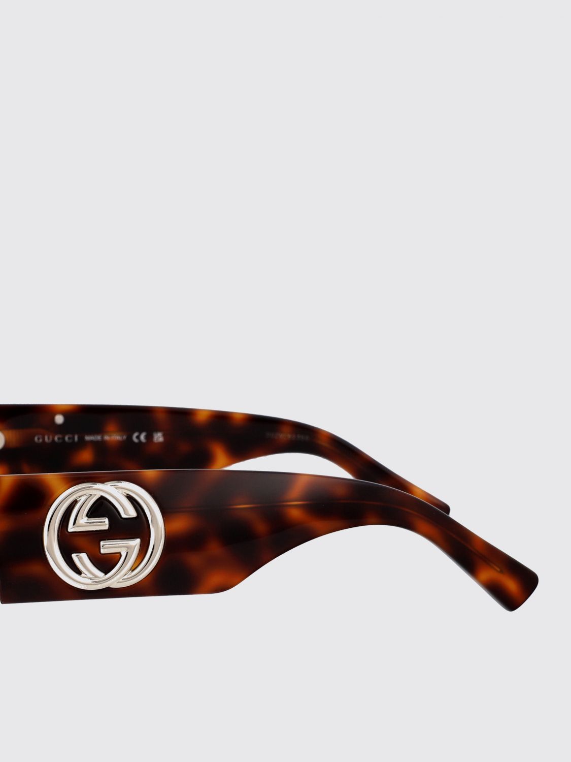 woman's sunglasses