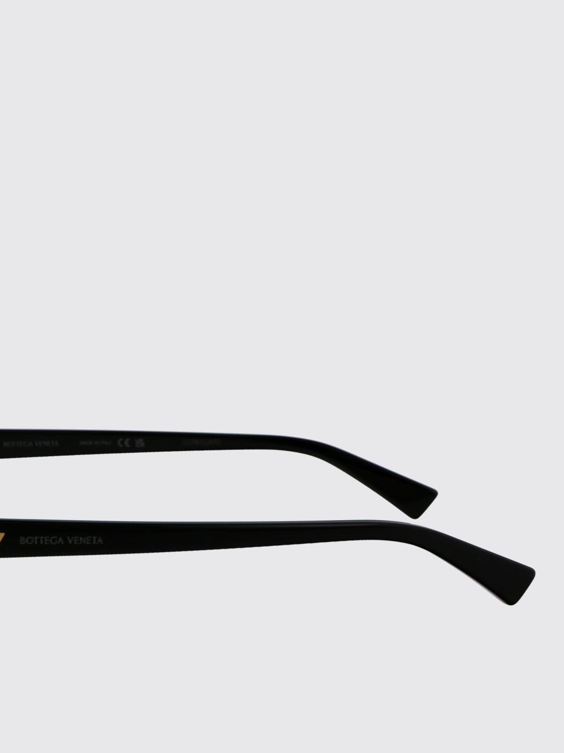 woman's optical frames