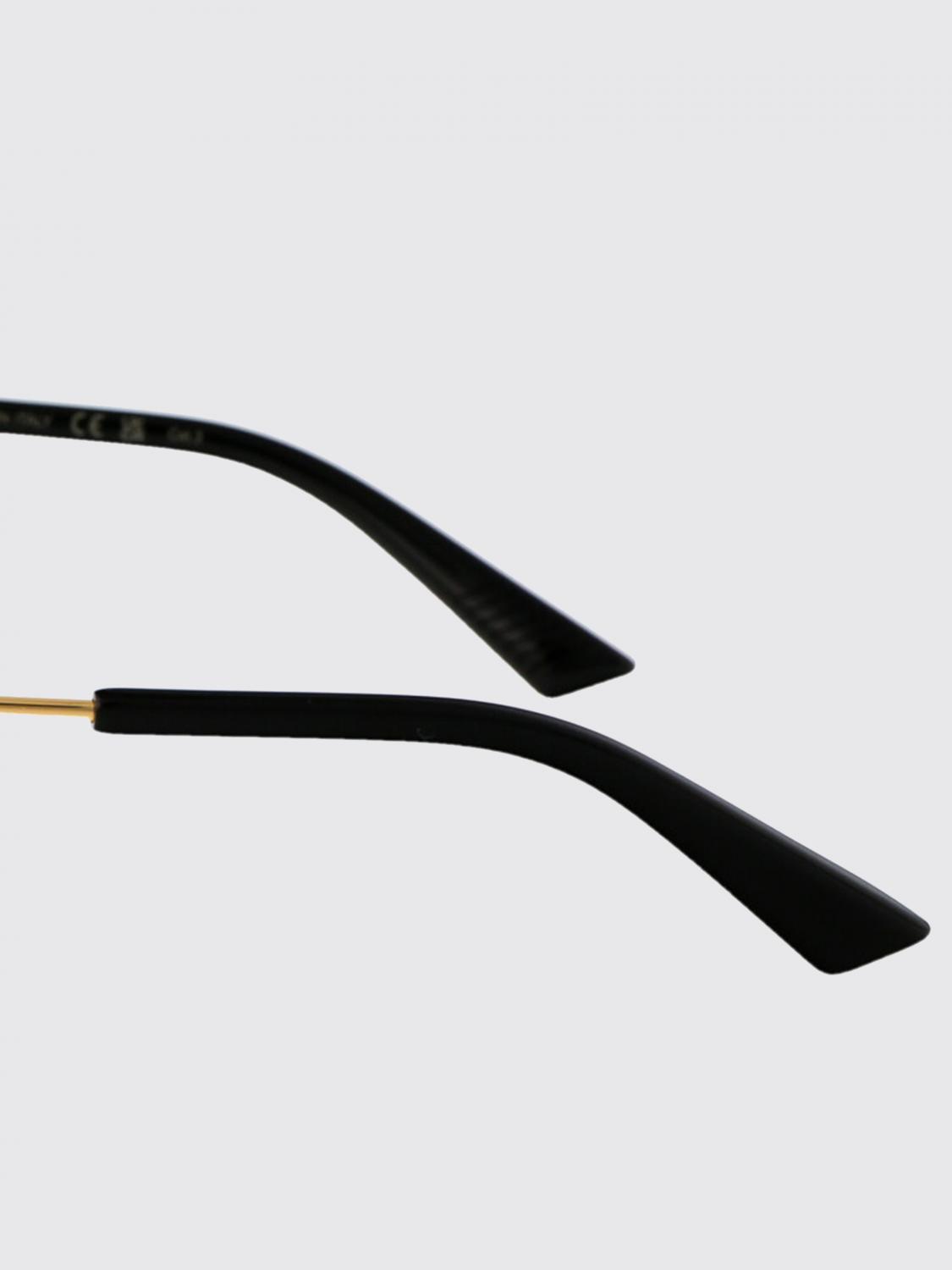 woman's sunglasses