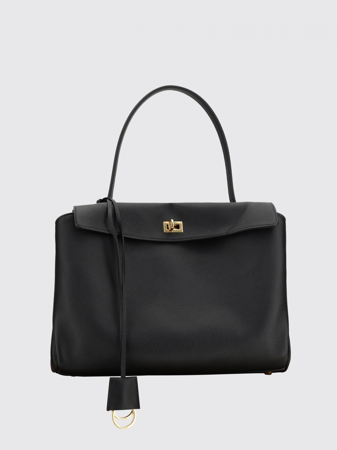 woman's shoulder bag