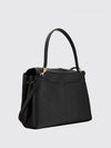 woman's shoulder bag