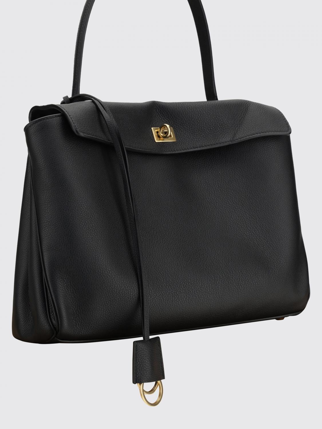 woman's shoulder bag