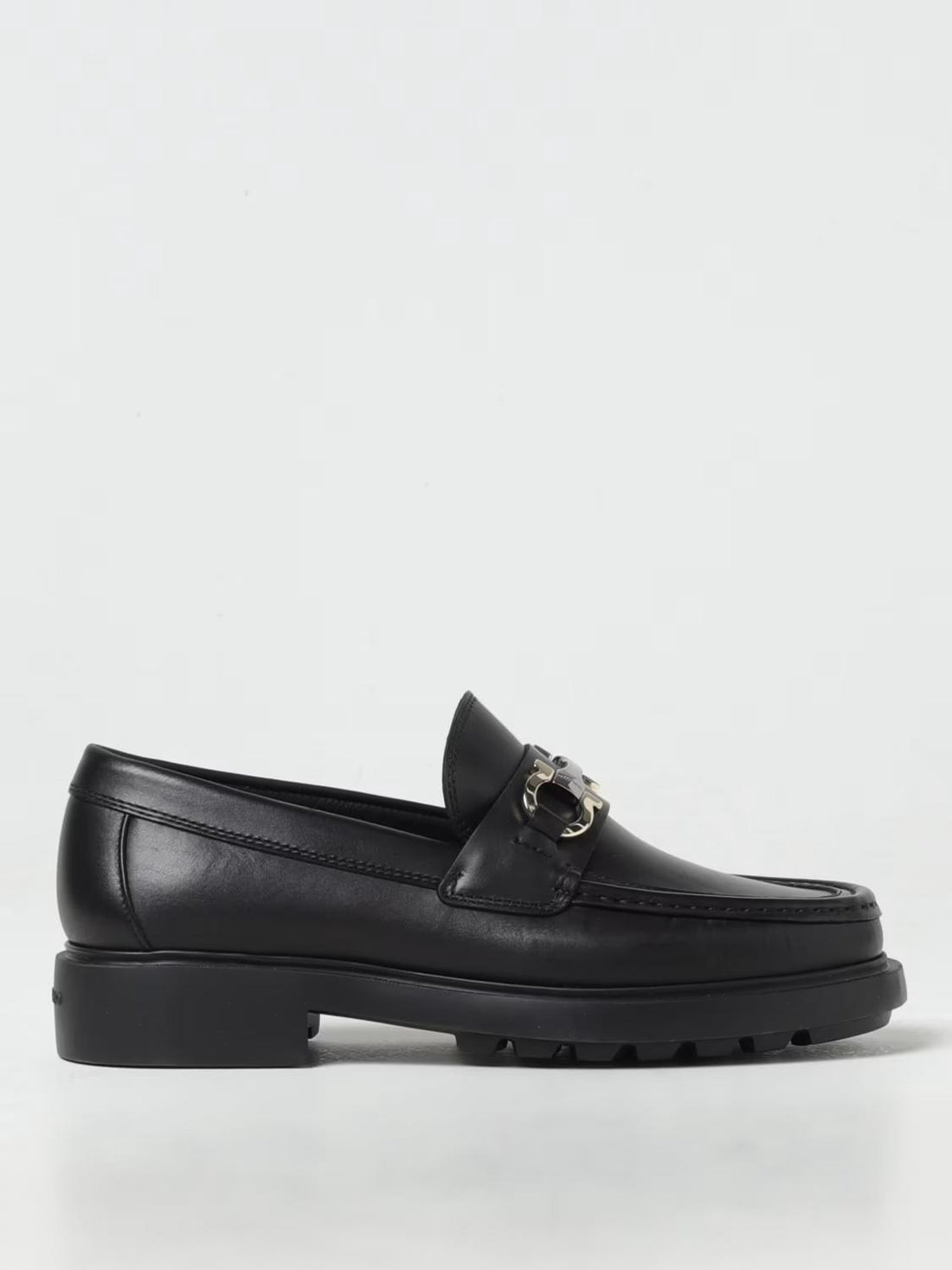 ferragamo-woman-s-loafers-022300-768108-black
