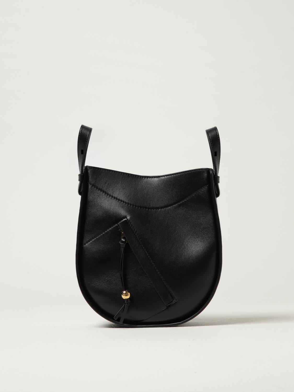 woman's shoulder bag