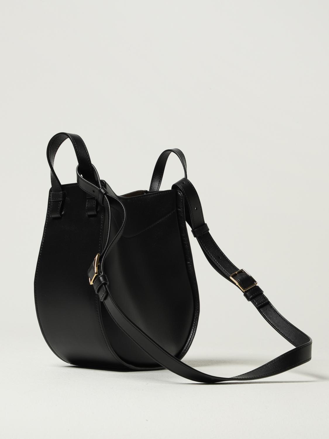 woman's shoulder bag